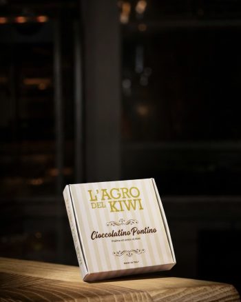 Praline di cioccolato ripiene di aceto di kiwi